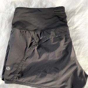 Lululemon speed up short